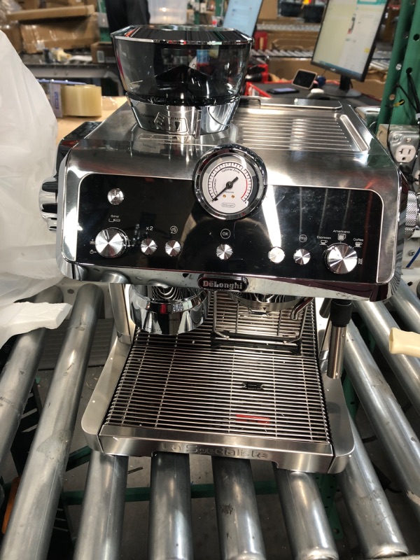 Photo 4 of LIKE NEW** MISSING POWER CORD** De'Longhi La Specialista Espresso Machine with Sensor Grinder, Dual Heating System, Advanced Latte System & Hot Water Spout for Americano Coffee or Tea, Stainless Steel, EC9335M