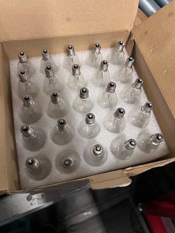 Photo 2 of 25 Pack Edison Light Bulbs, ST35 Clear Glass Light Bulb Replacement