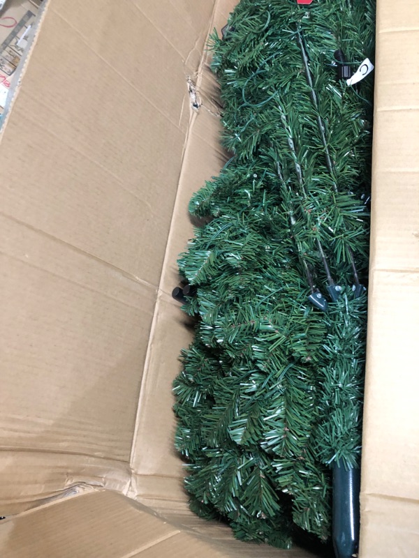 Photo 3 of **LIGHTS NONFUNCTIONAL**
SHareconn 7.5ft Prelit Premium Artificial Hinged Christmas Tree 