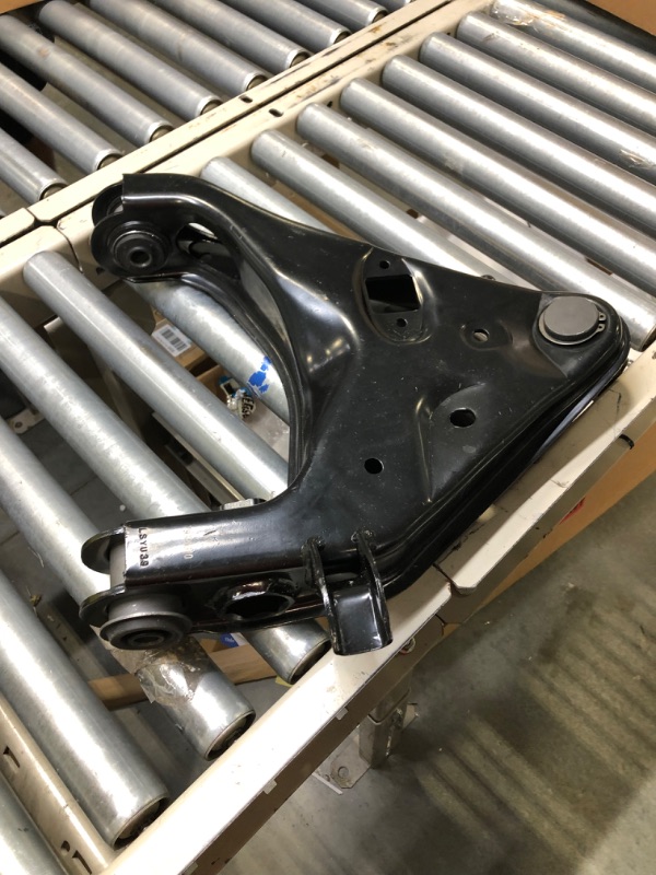 Photo 2 of MOOG RK620319 Control Arm and Ball Joint Assembly