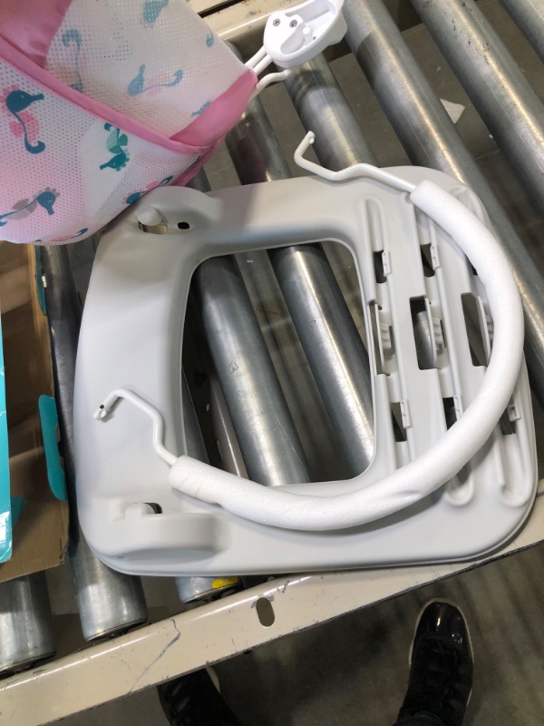 Photo 1 of Summer Deluxe Baby Bather (Bubble Waves) - Bath Support for Use in the Sink or Bathtub - Includes 3 Reclining Positions

