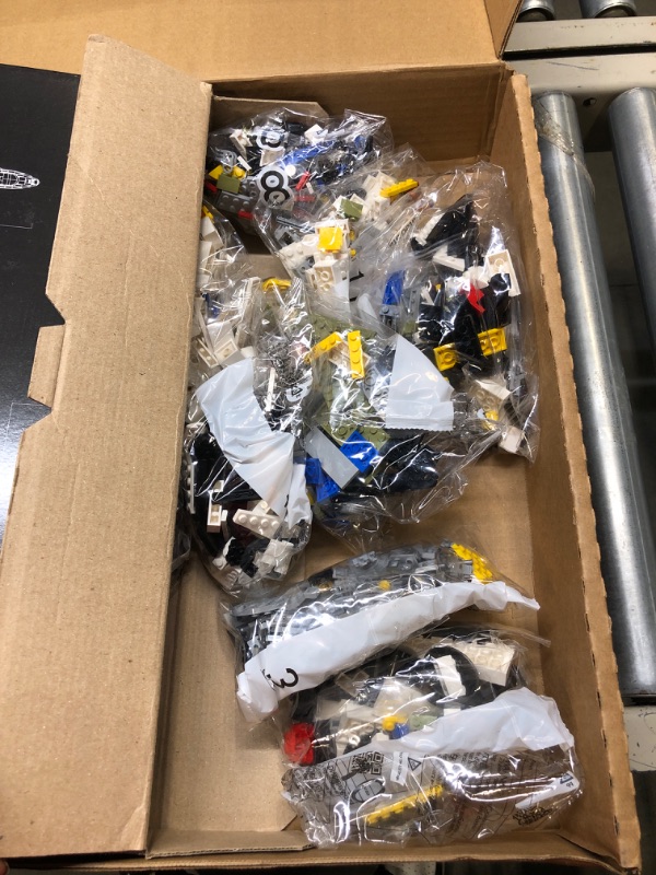 Photo 1 of LEGO Icons NASA Space Shuttle Discovery 10283 Building Set for Adults (2354 Pieces) Standard Packaging