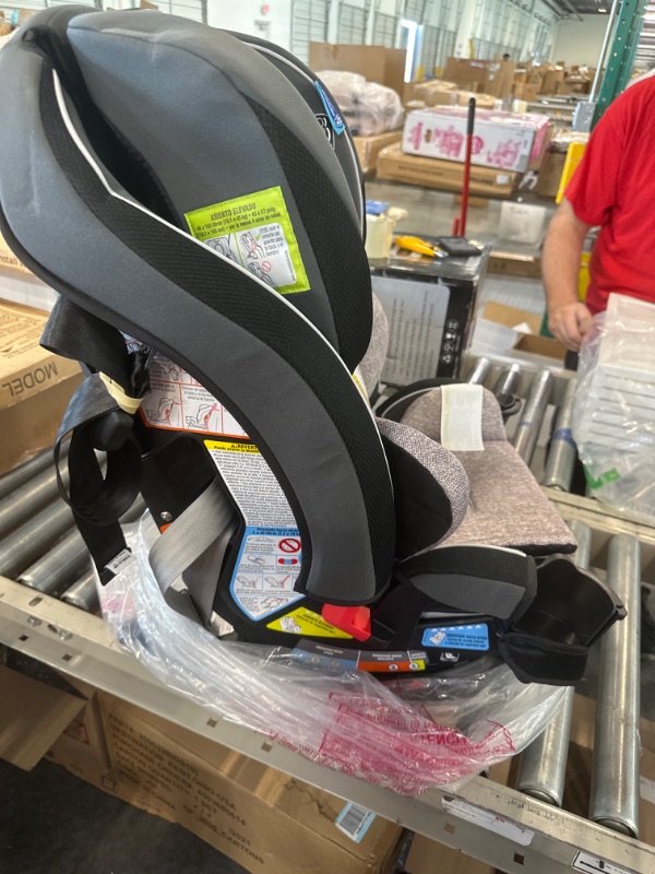 Photo 1 of Graco - Slimfit All-in-One Convertible Car Seat, Darcie
