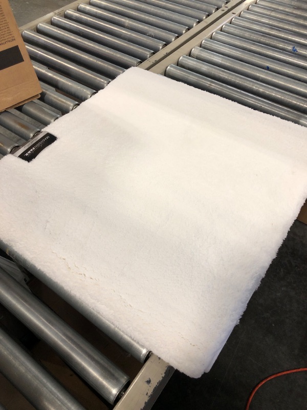 Photo 3 of MADISON PARK SIGNATURE Marshmallow Bathroom Rug Non Slip, Luxrurious Plush Mat, Absorbent, Quick Dry, Spa Design Bath Room Décor, 24x72, (LONG MAT ONLY INCLUDED)