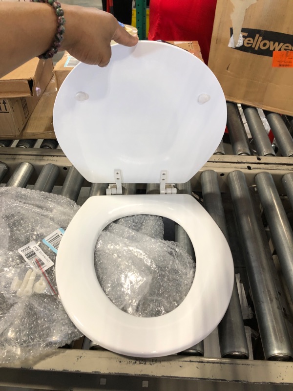 Photo 4 of  Plastic Round Toilet Seat with Lid, White 1 x 14.5 x 15.75"