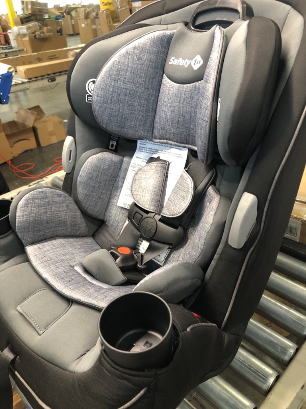 Photo 2 of Safety 1st Grow and Go All-in-One Convertible Car Seat, Rear-facing 5-40 pounds, Forward-facing 22-65 pounds, and Belt-positioning booster 40-100 pounds, Harvest Moon Harvest Moon Original