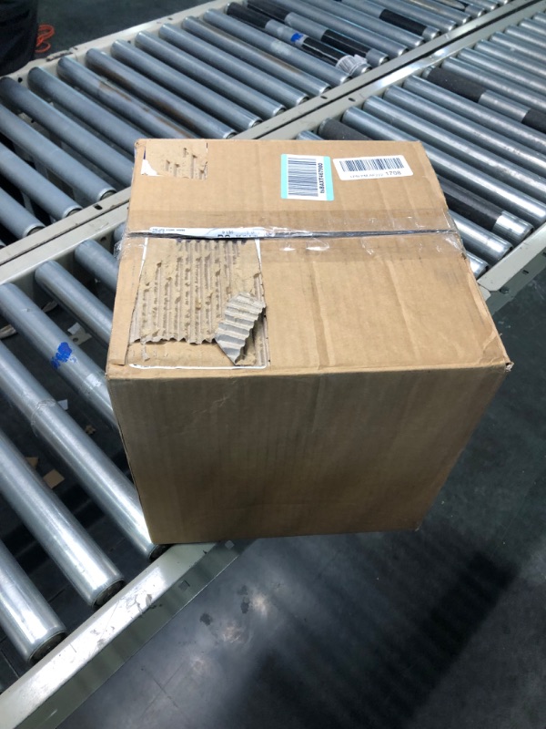 Photo 1 of 8” Ceiling Wall Mount Speakers - Pair of 2-Way Midbass Woofer Speaker 70v Transformer Directable 1” Titanium Dome Tweeter Design w/ 55Hz-22kHz Frequency Response & 250 Watts Peak - Pyle  White
(BRAND NEW IN BOX. OPENED FOR QUALITY CHECK/PICTURES.)