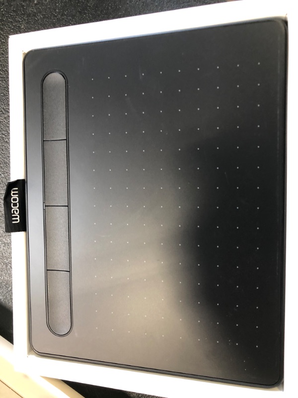Photo 3 of Wacom Intuos Small Graphics Drawing Tablet, includes Training & Software; 4 Customizable ExpressKeys Compatible With Chromebook Mac Android & Windows, drawing, photo/video editing, design & education Black Small Tablet