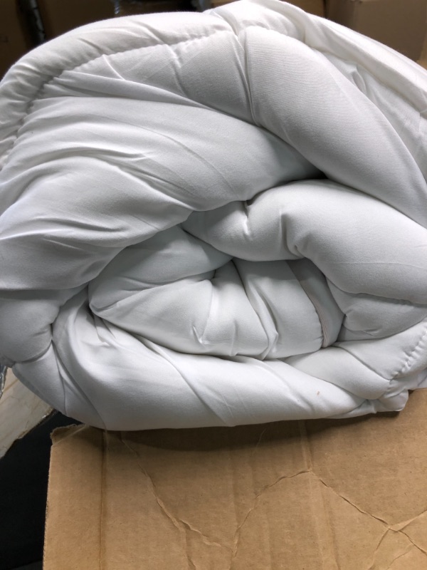 Photo 3 of Bedding Comforter – All Season Comforter Full Size - White Bed Comforter - Plush Siliconized Fiberfill - Box Stitched