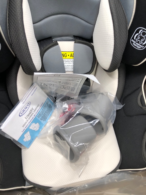 Photo 1 of Graco Extend2Fit Convertible Car Seat, Gotham