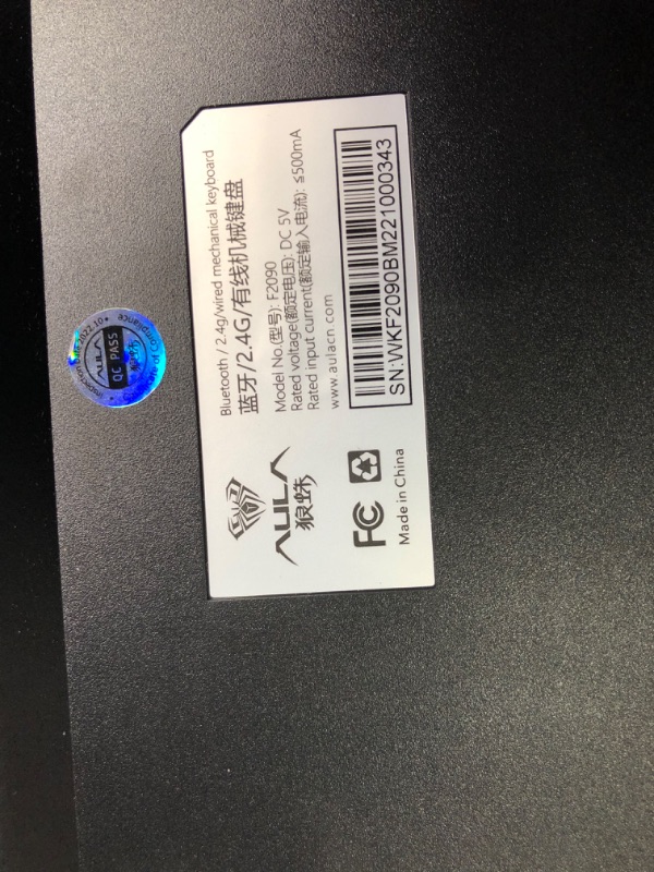 Photo 4 of SOLAKAKA Full Size Low Profile Mechanical Keyboard LED Backlit Wired/2.4Ghz/Bluetooth Wireless Gaming Keyboard Blue Switch