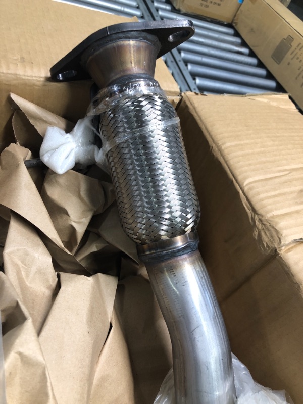 Photo 1 of Catalytic converters 16581 Compatible With 2010 2011 2012 2013 2014 2015 Chevrolet Equinox Captiva Sport GMC Terrain Sport Utility 4-Door 2.4L L4