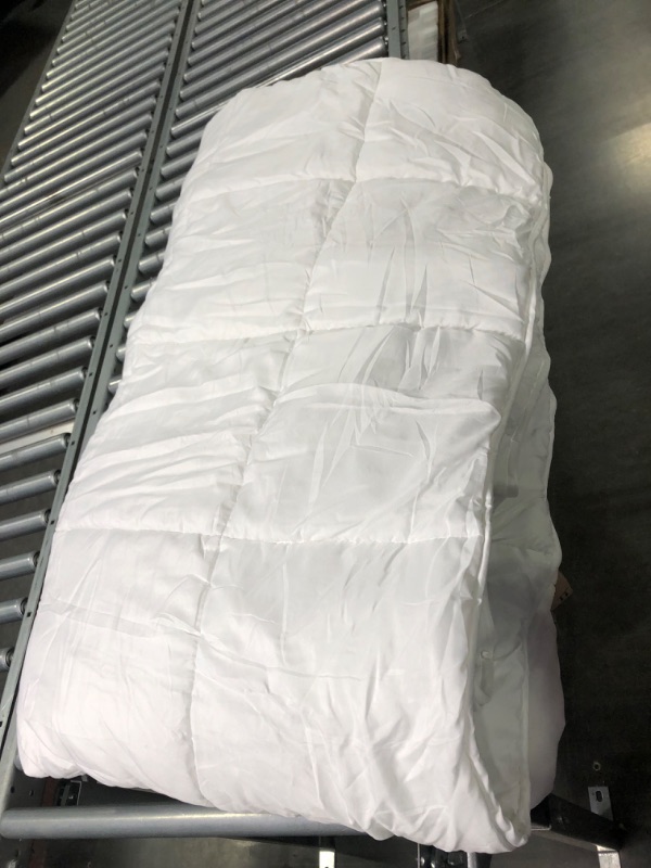 Photo 2 of 
Linenspa Comforter Duvet Insert King White Down Alternative All Season Microfiber-King Size - Box Stitched