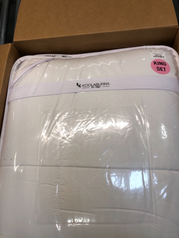 Photo 4 of Amazon Basics Down Alternative Bedding Comforter Duvet Insert - King, White, Warm King Warm