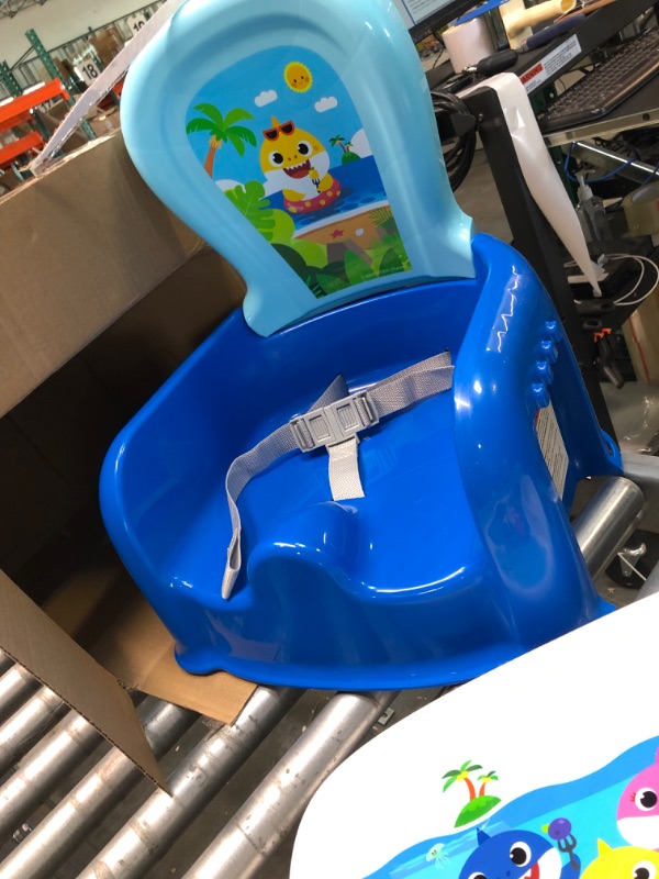 Photo 1 of Baby Shark Mealtime Booster Seat