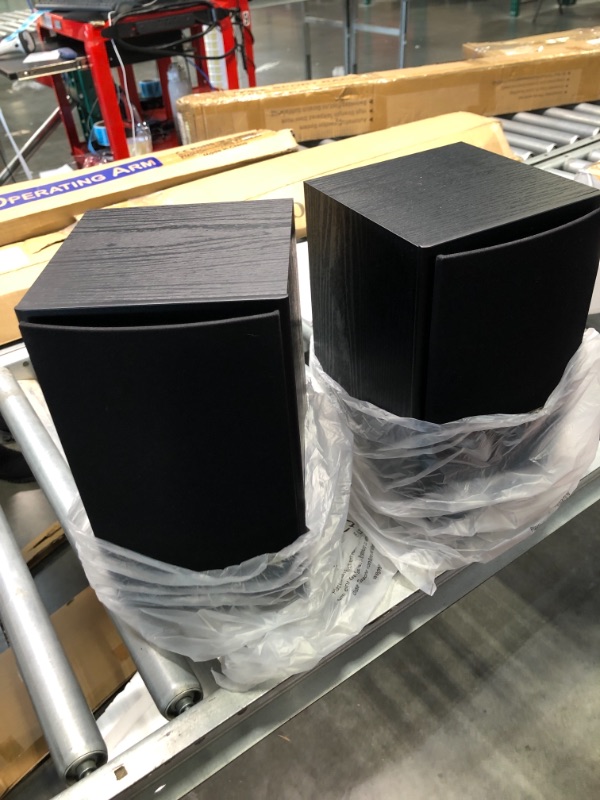 Photo 2 of Polk Audio T15 Bookshelf Speakers Pair Black