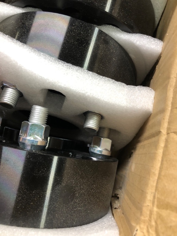 Photo 1 of 4pcs 2" Hubcentric Wheel Spacers Unknown Fitment