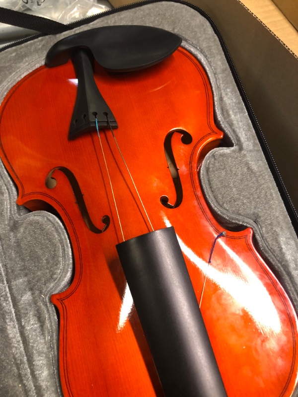 Photo 7 of Asmuse 4/4 Violin Set Solid Wood with Rosin Tuner Shoulder Rest Wipe Bow Instruction Manual?Natural?