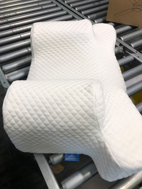 Photo 2 of AM AEROMAX Back Sleep Training Pillow for Keep Head Straight Wrinkle Prevention - Beauty Pillow for Anti Wrinkle & Anti Aging.