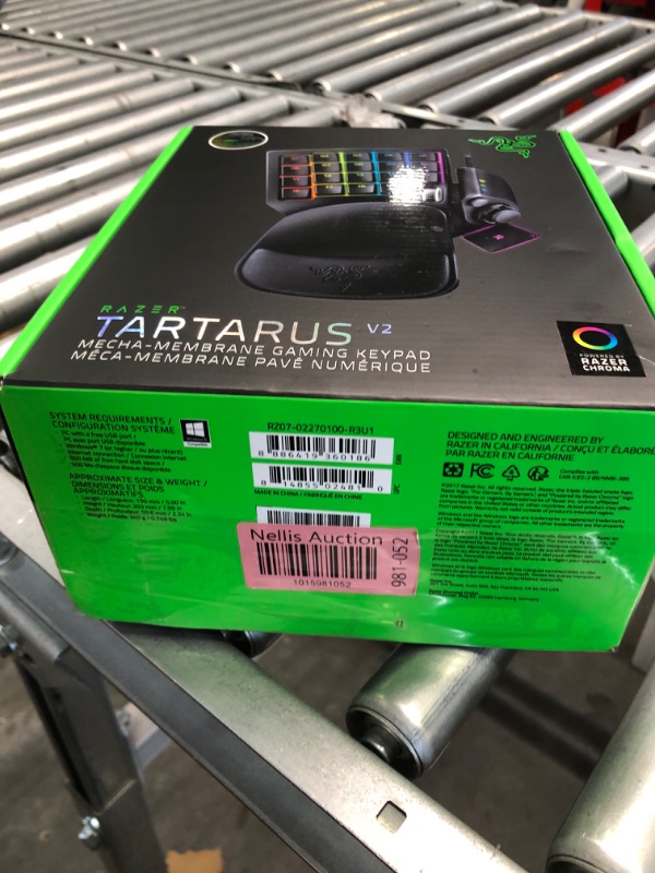 Photo 3 of Razer - Tartarus V2 Wired Gaming Mecha-Membrane Keypad with Chroma Back Lighting - Black