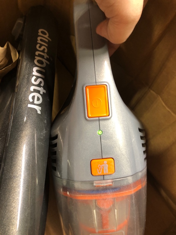 Photo 3 of BLACK+DECKER Quick Clean Cordless 2-in-1 Stick Vacuum - Titanium Gray - HSVB420J