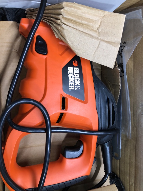 Photo 2 of BLACK+DECKER Electric Hand Saw with Storage Bag, 3.4-Amp (PHS550B) Handsaw
