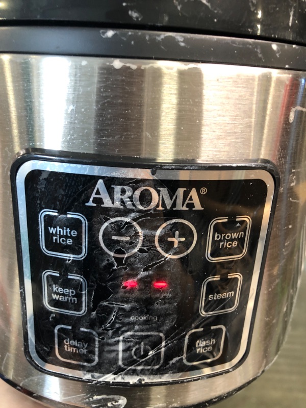 Photo 2 of Aroma Housewares ARC-914SBD Digital Cool-Touch Rice Grain Cooker and Food Steamer, Stainless, Silver, 4-Cup (Uncooked) / 8-Cup (Cooked) Basic