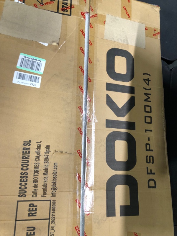 Photo 1 of DOKIO Flexible Solar Panel 4x100w(400w) Semi-Flexible Bendable 12V Monocrystalline Off-Grid for RV Boat Cabin Van Car and Caravan RV Boat Camper