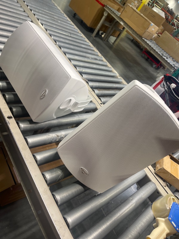 Photo 2 of Klipsch AW-650 Indoor/Outdoor Speaker, White (Pair) - Two-Way All-Weather Loudspeakers - 6.5” IMG Woofer & 1” Titanium Dome Tweeter - UV-Resistant Enclosure White Speaker