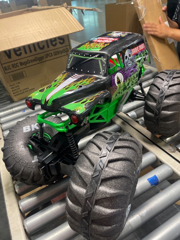 Photo 4 of Monster Jam, Official Mega Grave Digger All-Terrain Remote Control Monster Truck with Lights, 1: 6 Scale, Kids Toys for Boys Multicolor