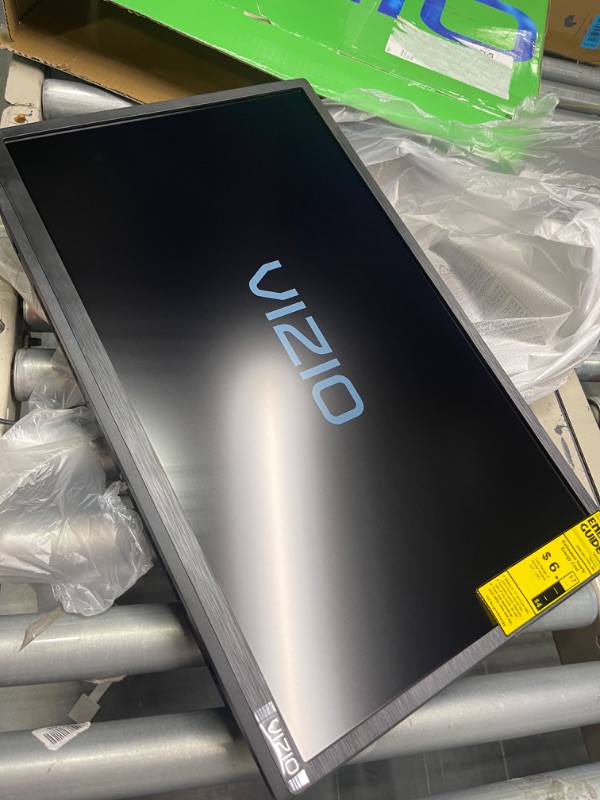 Photo 1 of VIZIO 24-inch D-Series Full HD 1080p Smart TV with Apple AirPlay and Chromecast Built-in, Alexa Compatibility, D24f-J09, 2022 Model 24 in 1080p Bezel