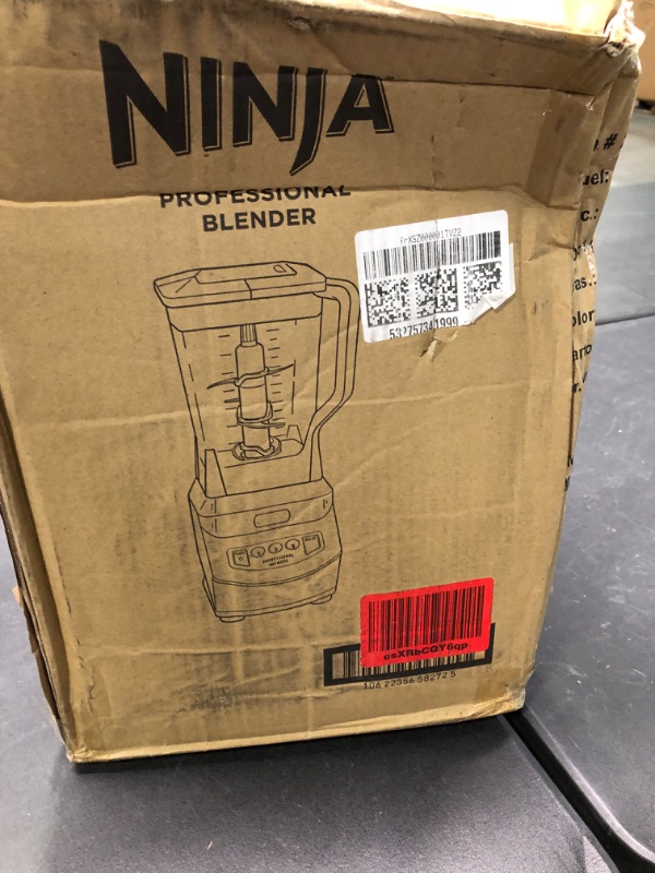 Photo 2 of ****Scratches*** Ninja NJ601AMZ Professional Blender with 1000-Watt Motor & 72 oz Dishwasher-Safe Total Crushing Pitcher for Smoothies, Shakes & Frozen Drinks, Black