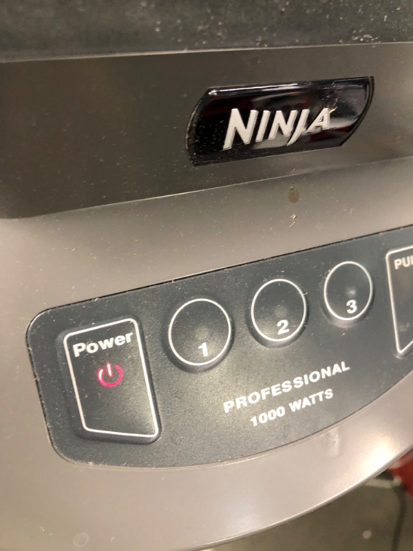 Photo 3 of ****Scratches*** Ninja NJ601AMZ Professional Blender with 1000-Watt Motor & 72 oz Dishwasher-Safe Total Crushing Pitcher for Smoothies, Shakes & Frozen Drinks, Black