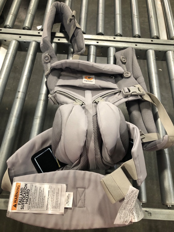 Photo 4 of Ergobaby Omni 360 Cool Air Mesh All Carry Positions Baby Carrier - Pearl Gray