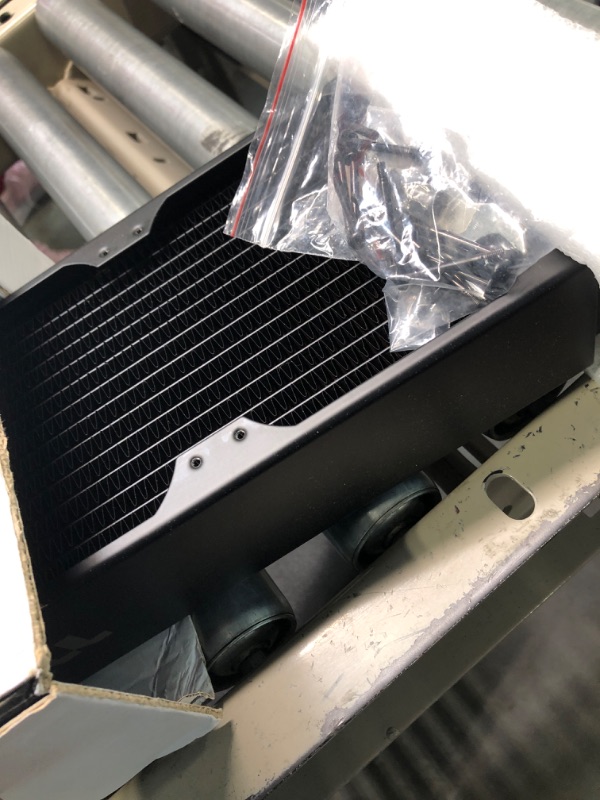 Photo 2 of Thermaltake Pacific DIY Liquid Cooling System CL480 64mm Thick Copper Radiator CL-W192-CU00BL-A Copper 64mm 480