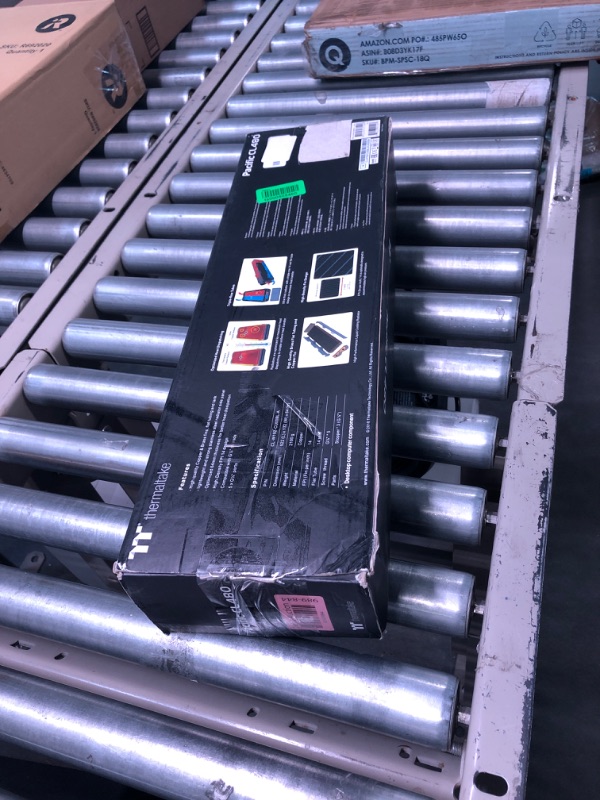 Photo 1 of Thermaltake Pacific DIY Liquid Cooling System CL480 64mm Thick Copper Radiator CL-W192-CU00BL-A Copper 64mm 480