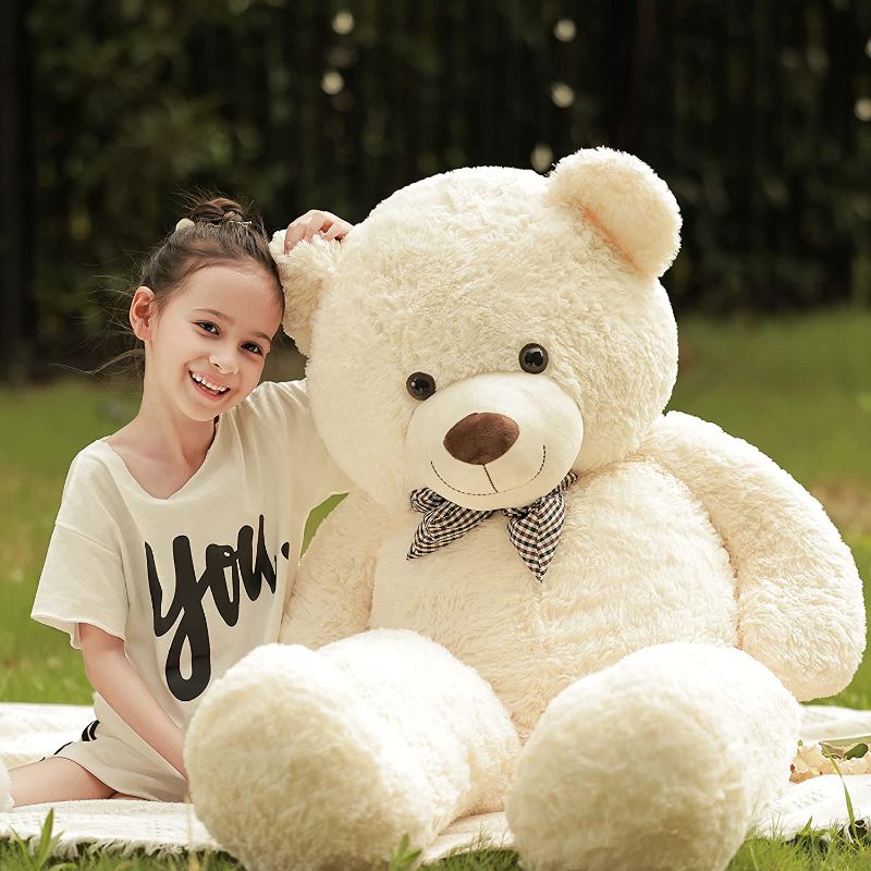 Photo 1 of Poutmac Big Teddy Bear 4Ft Giant White Soft Stuffed Animals Cute Plush Toy for Girlfriend Women Kids for Valentine's Christmas Birthday