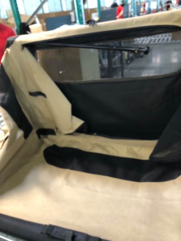 Photo 4 of Amazon Basics Portable Folding Soft Dog Travel Crate Kennel L - 36"