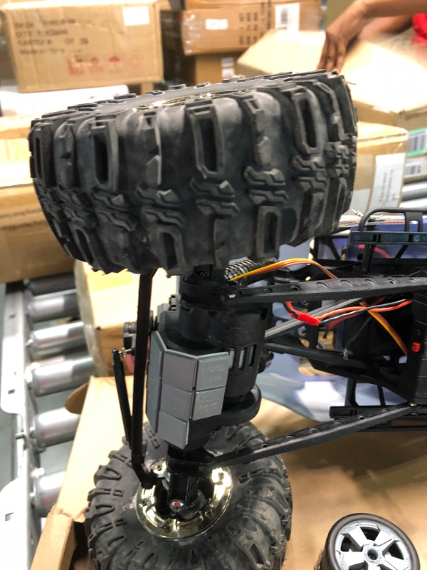 Photo 1 of DANCHEE RidgeRock - 4WD Electric Rock Crawler - 1/10 Scale - RTR , Blue