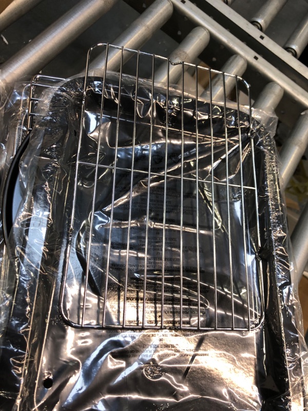 Photo 1 of Breville Smart Oven Air Fryer Pro, Brushed Stainless Steel, BOV900BSS New