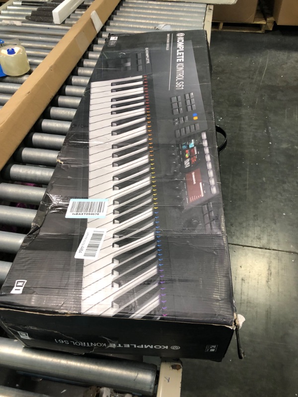 Photo 2 of 
Native Instruments Komplete Kontrol S49 Mk2 Keyboard