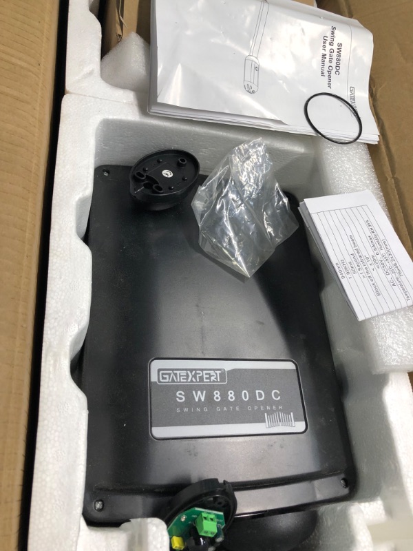 Photo 1 of 
GATEXPERT SW880DC Single Swing Gate Opener Kit Automatic Gate Operator for Gates up to 880 Pounds and 13 Feet
