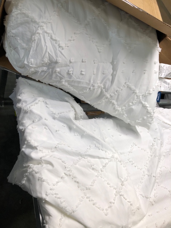 Photo 1 of Bedsure Duvet Cover King Size - King Duvet Cover Set, Boho King Bedding Set for All Seasons, 3 Pieces Embroidery Shabby Chic Spring Bedding Duvet Covers (White, King, 104x90)
