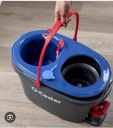 Photo 1 of o cedar mop bucket // BUCKET ONLY