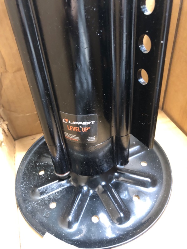 Photo 1 of Lippert Components - 433467 Hydraulic Landing Gear - Aluminum - 14,000 lbs. (Left)