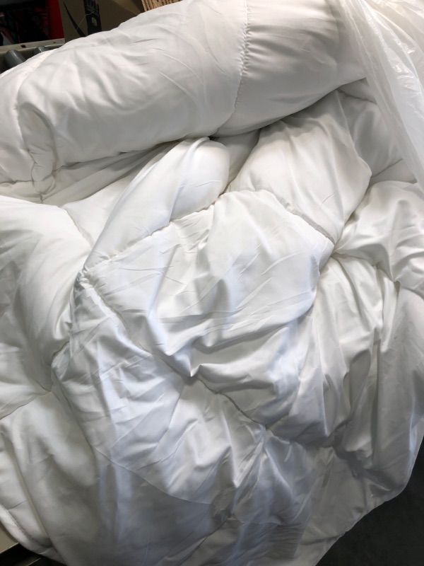 Photo 1 of Utopia Bedding Comforter – All Season Comforter King Size – White Comforter King - Plush Siliconized Fiberfill - Box Stitched
