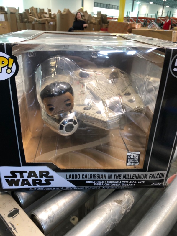 Photo 1 of Funko Pop! Ride Super Deluxe: Star Wars - Lando Calrissian in The Millenium Falcon (Shared Galactic Convention, Amazon Exclusive), Multicolor