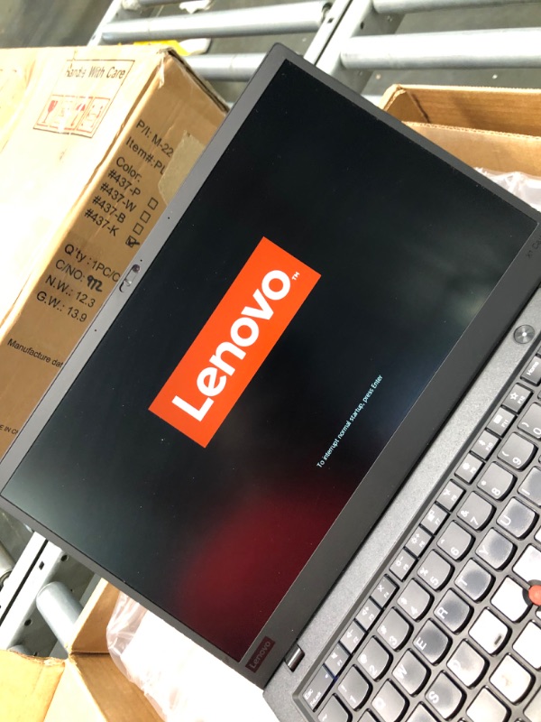 Photo 3 of Lenovo X1 Carbon 6th Generation Ultrabook: Core i7-8550U, 16GB RAM, 512GB SSD, 14inch Full HD Display, Backlit Keyboard (Renewed)