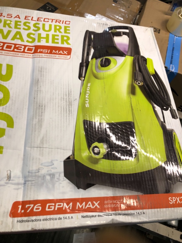 Photo 2 of 2030 MAX PSI 1.76 GPM 14.5 Amp Electric Pressure Washer