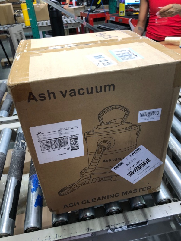 Photo 2 of Ash Vacuum Cleaner, 20L/5.3 Gallon Multifunctional Ash Vacuum, Vacuum/Blower Function, Included Accessories for Fireplaces, Pellet Stoves, BBQ Grills, Wood-Burning Stoves and Fire Pits - 1200W Black